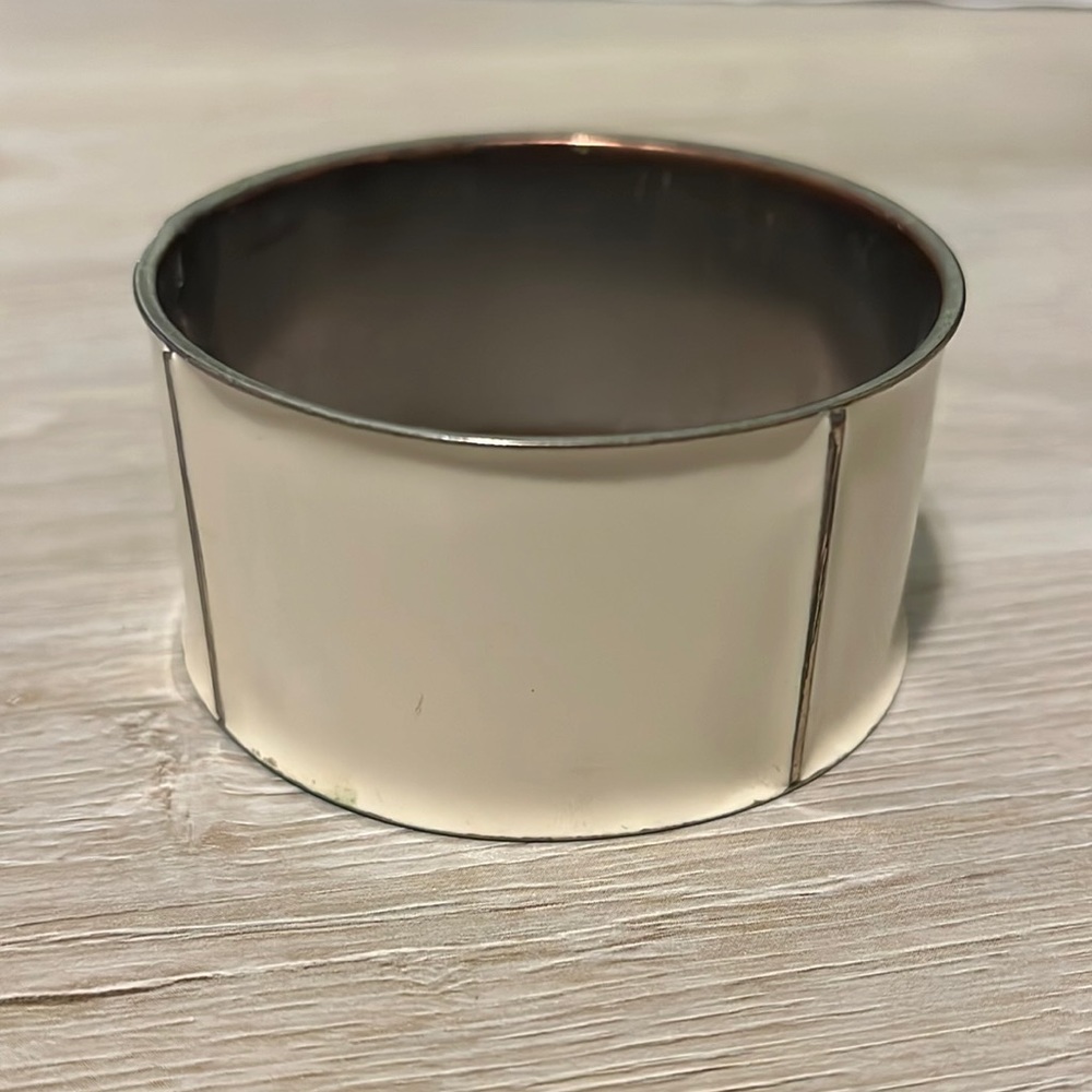 Off white/ cream and metal bangle